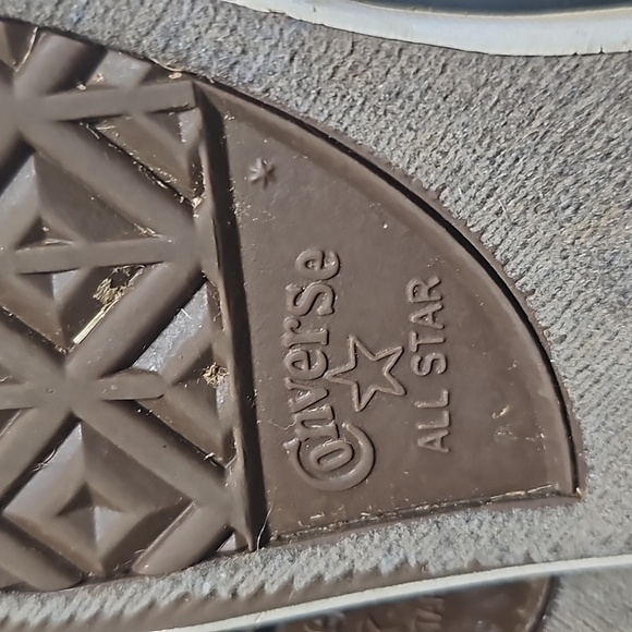 Junior Converse All-Star Sneakers 👟 - Picture 8 of 8